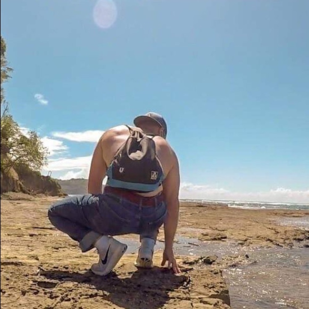 Meet your Posher, Sebastian